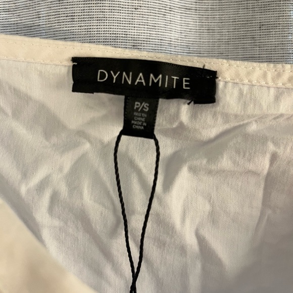 Dynamite - white thick linen cropped blouse, size small, great condition - Picture 2 of 2
